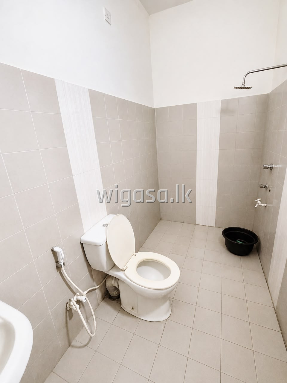 House for Sale – Ja-Ela / Ganemulla Road Area